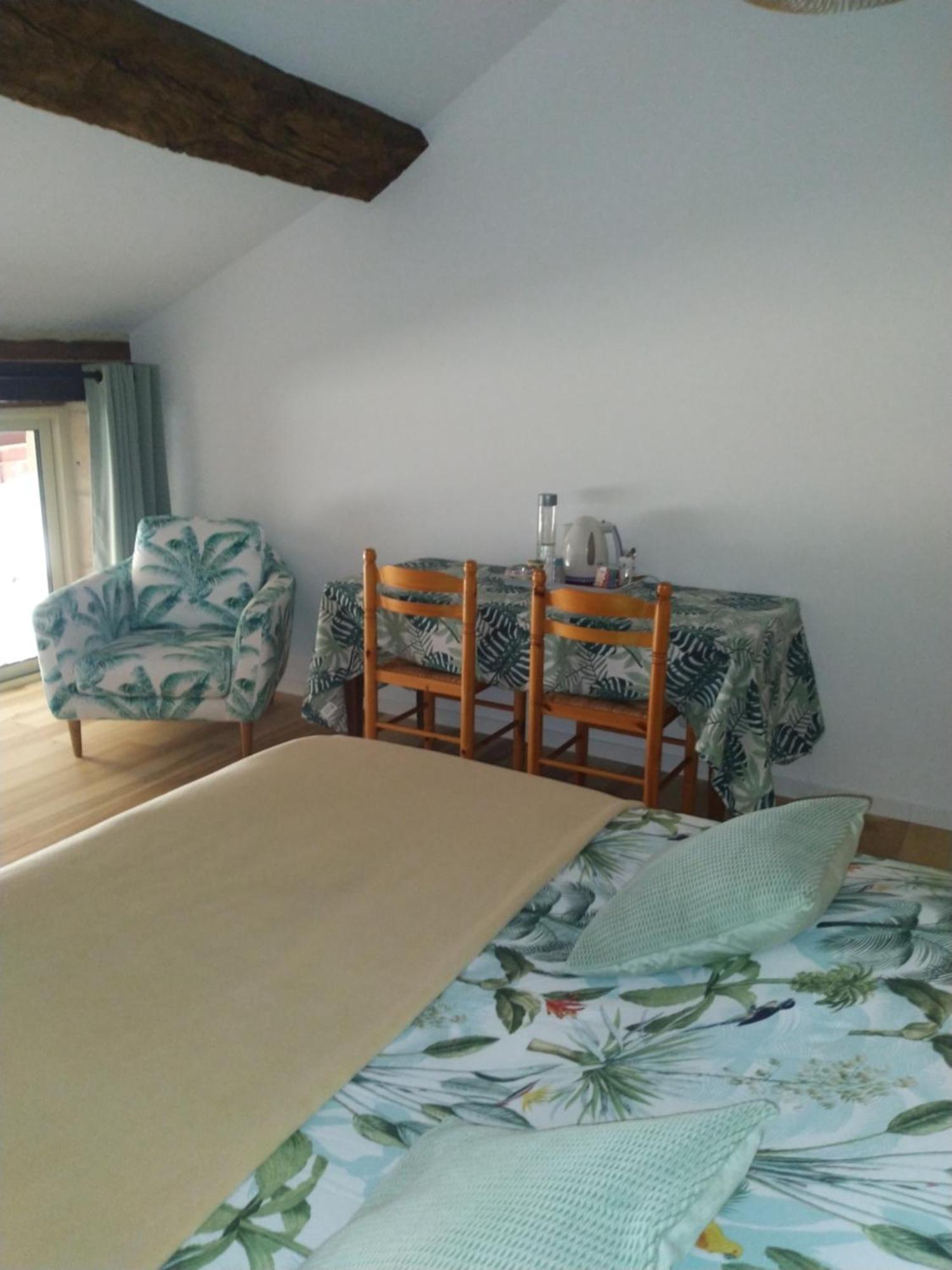 A La Maison Du Bonheur Lanty-sur-Aube Bagian luar foto